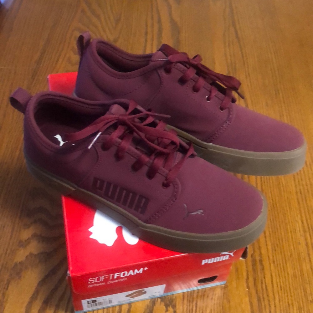 Puma El Ray II Buck  Color: Zinfandel-gum  Size: 8 1/2